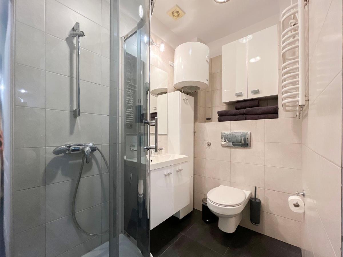 Heart Of Wroclaw - Spacious 3Rooms 75M2 As Home Apartamenty R243 Exterior foto